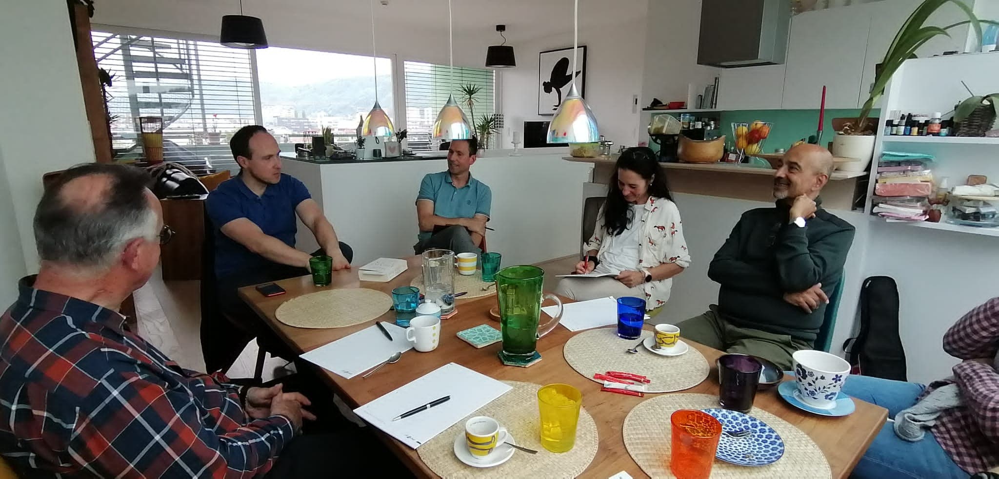 Angeleitete Buchbesprechung in gemeinsamer Runde